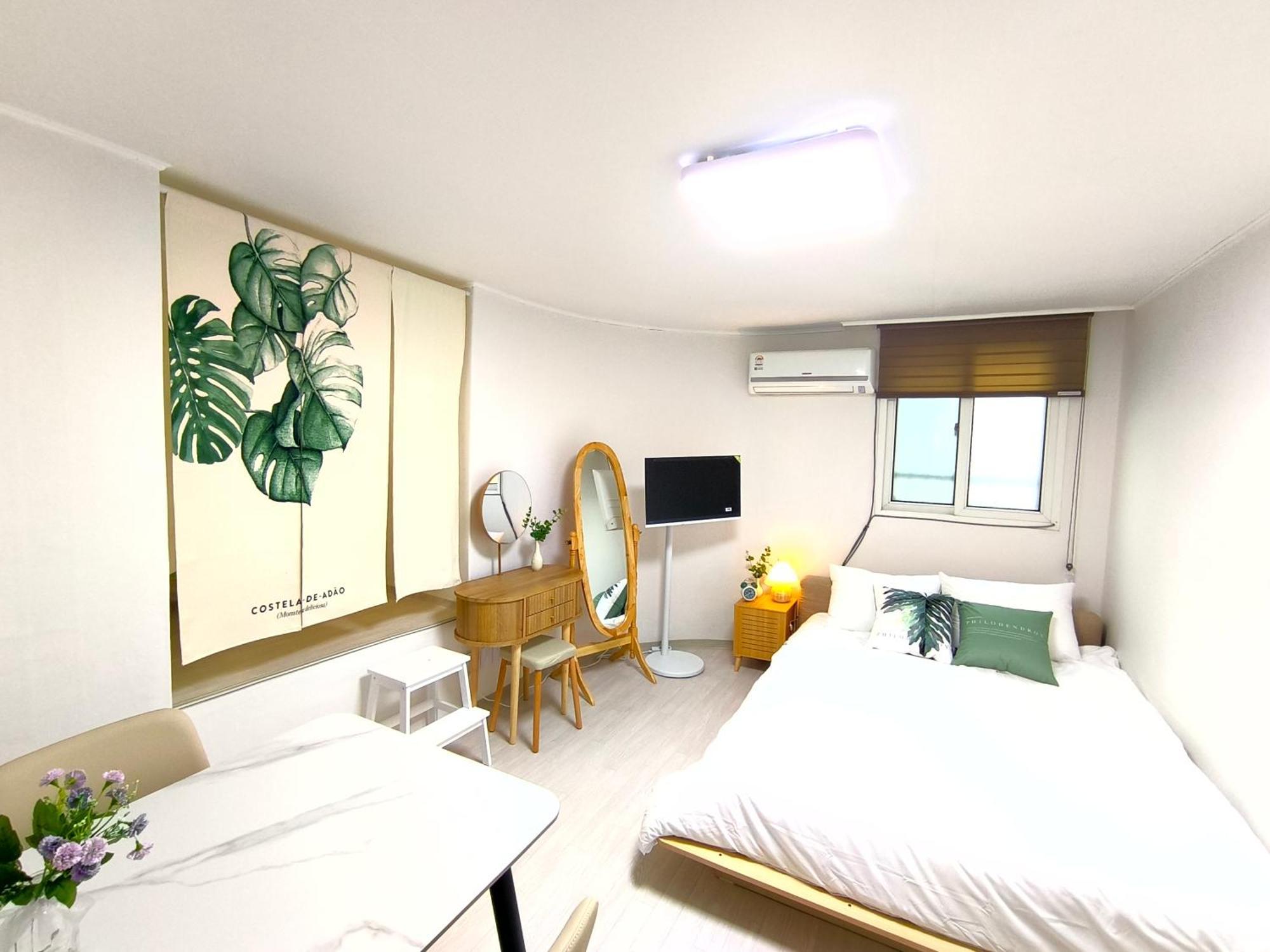 Willow Apartment